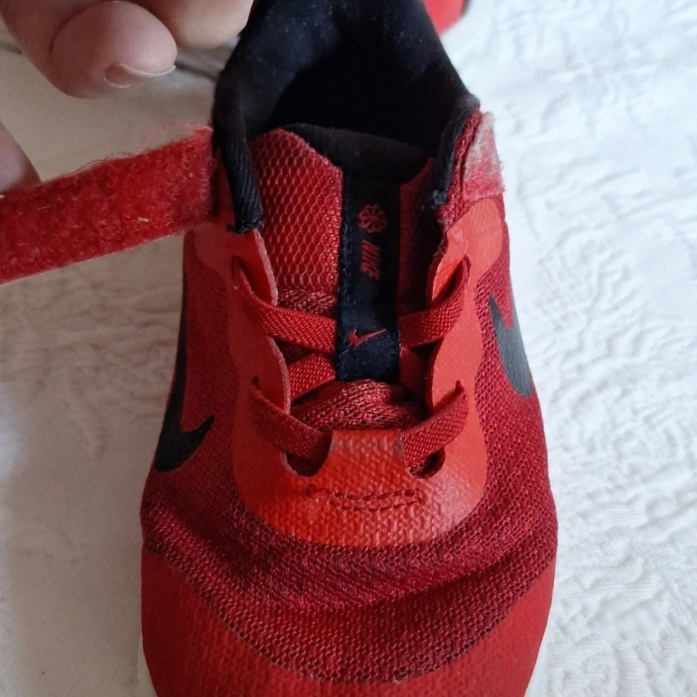 Nike Kids' Toddler Nike Revolution (10 C)